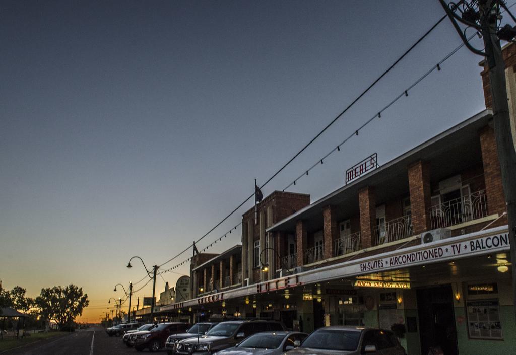 North Gregory Hotel Winton Exterior photo