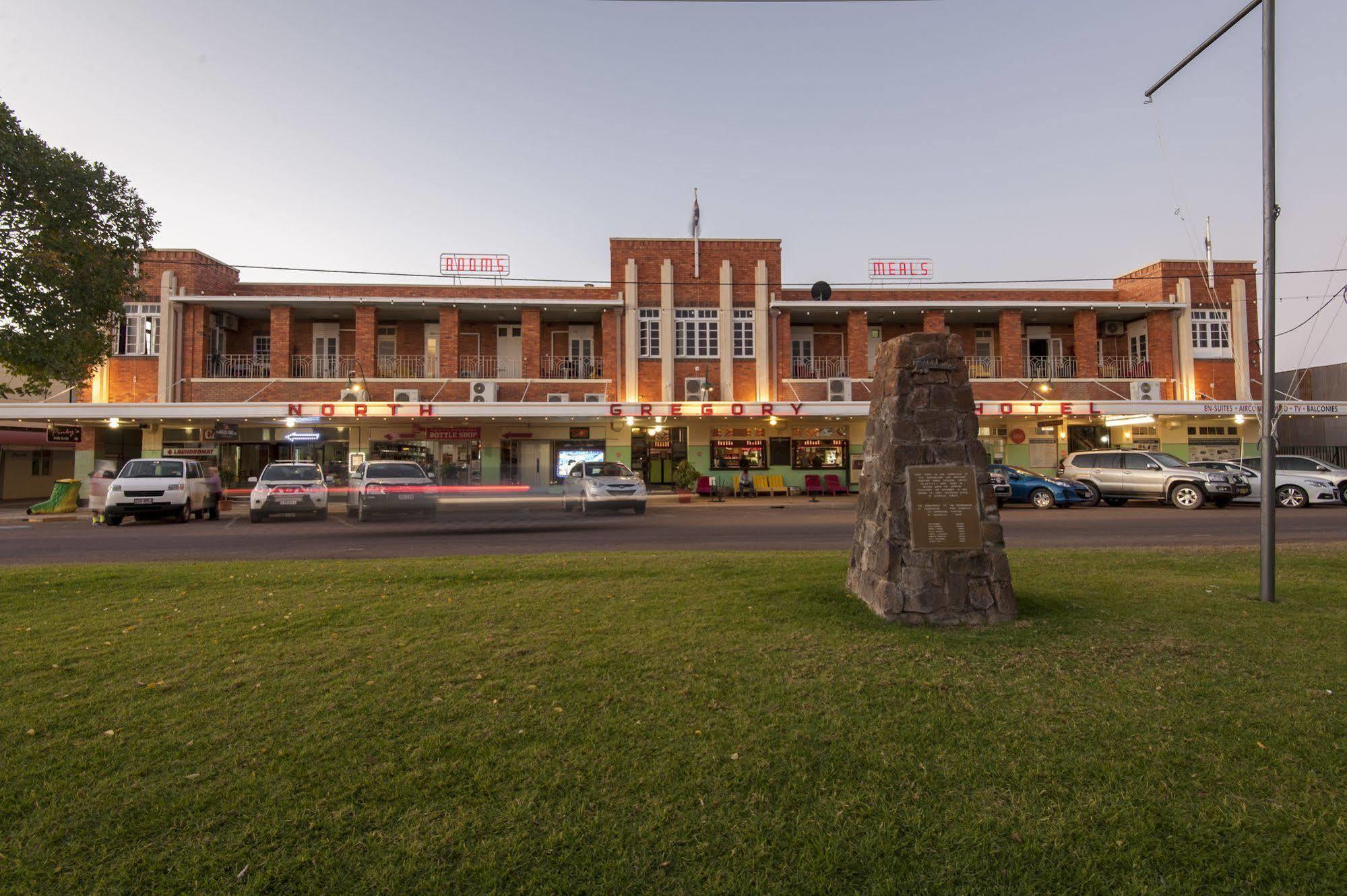 North Gregory Hotel Winton Exterior photo